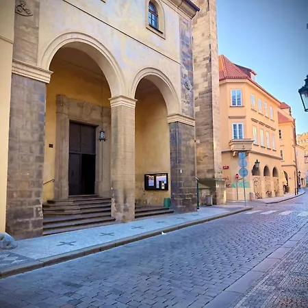Charles Bridge, Old Town3 Min Walk Private G Prag